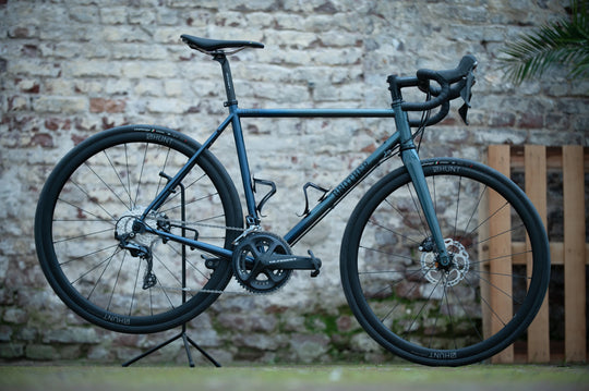 Brother Stroma Disc 725 Rennrad Düsseldorf kaufen Schicke Mütze