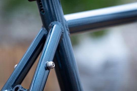 Genesis Equilibrium kaufen Rennrad Düsseldorf Schicke Mütze