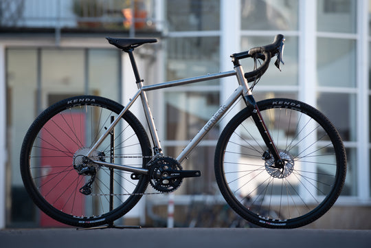 Genesis Croix de Fer titan schicke mütze düsseldorf